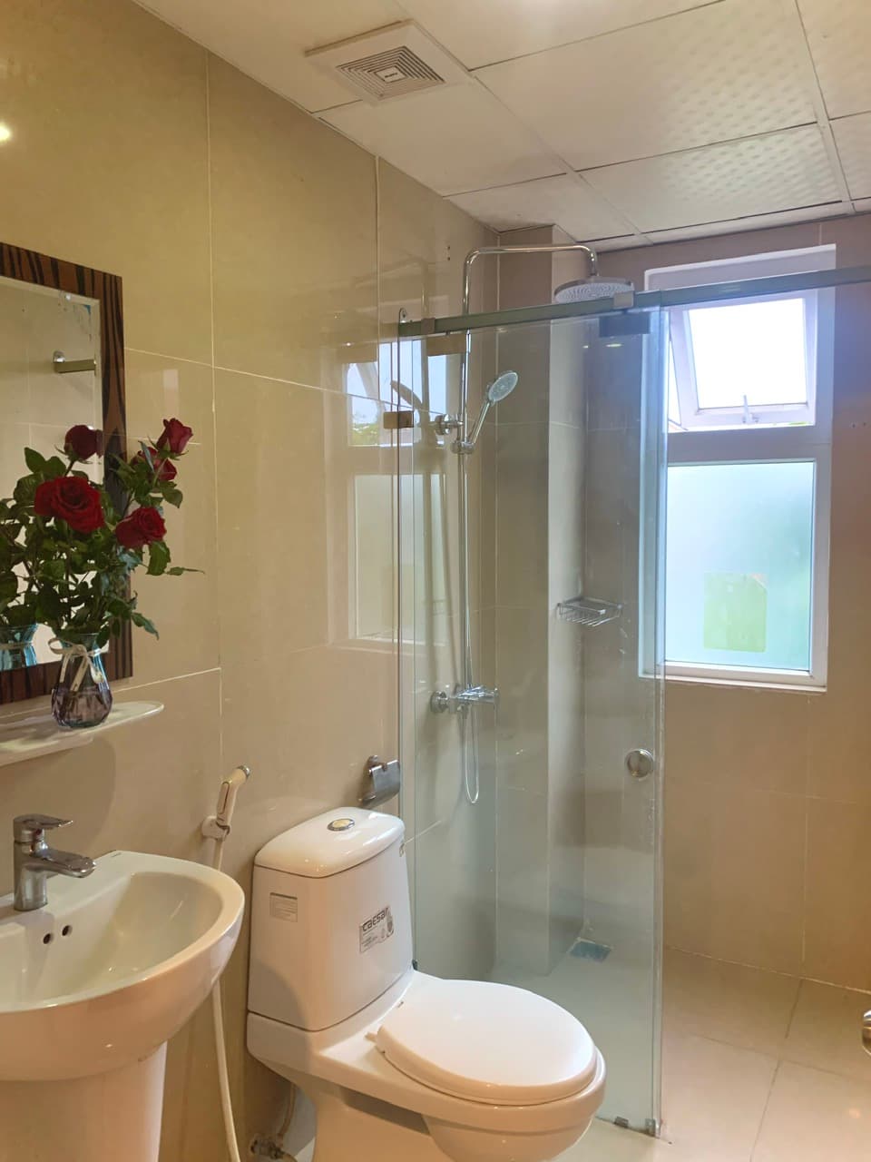 Phòng Giường Đôi Có Ban Công image 5